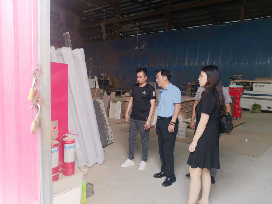 压实责任 化解风险——市供销社开展安全生产大检查